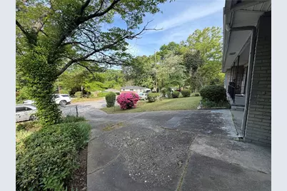1517 Glenrock Drive NW, Atlanta, GA 30318 - Photo 4