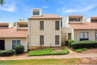 605 Serramonte Drive, Marietta, GA 30068 - Photo 1