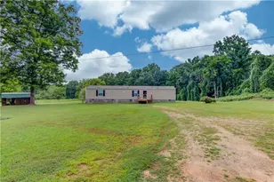492 Gumlog Creek, Martin, GA 30557 - Photo 6