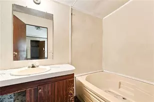 1310 Davis Rd W, Fairmount, GA 30139 - Photo 22
