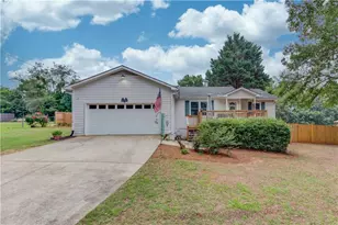307 Jonaquil Ave, Auburn, GA 30011 - Photo 1