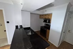 795 Hammond Dr, Sandy Springs, GA 30328 - Photo 6