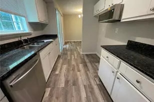 200 Glover Cir, Newnan, GA 30263 - Photo 18