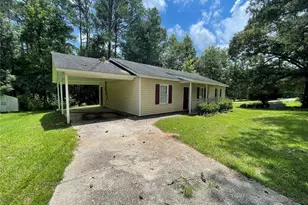 200 Glover Cir, Newnan, GA 30263 - Photo 2