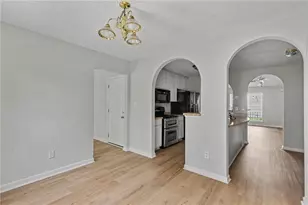 9009 Highland Pass, Fairburn, GA 30213 - Photo 10