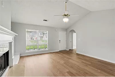 9009 Highland Pass, Fairburn, GA 30213 - Photo 6