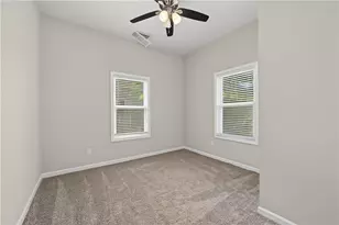 1645 Connally Dr, East Point, GA 30344 - Photo 10