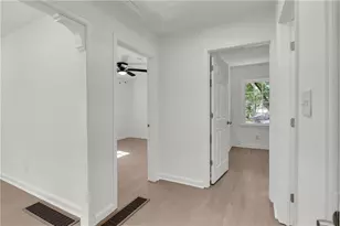 1993 Oak Valley Rd, Decatur, GA 30035 - Photo 10