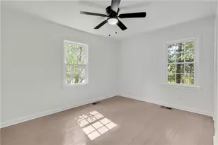 1993 Oak Valley Rd, Decatur, GA 30035 - Photo 18