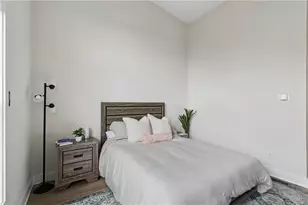 913 Brees Ct, Atlanta, GA 30318 - Photo 20