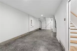 913 Brees Ct, Atlanta, GA 30318 - Photo 30
