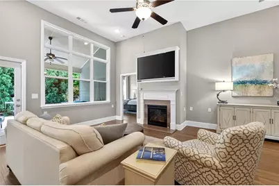 527 Margaret Lane, Woodstock, GA 30188 - Photo 10