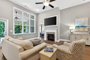527 Margaret Ln, Woodstock, GA 30188 - Photo 10