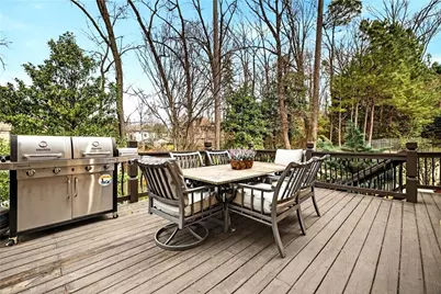 2015 Shaudi Lane, Atlanta, GA 30345 - Photo 18