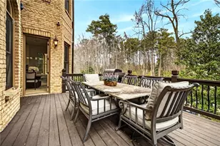2015 Shaudi Ln, Atlanta, GA 30345 - Photo 32