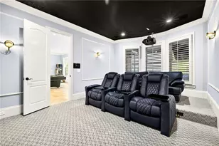 2015 Shaudi Ln, Atlanta, GA 30345 - Photo 6