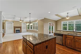 5605 Viewpoint Ct Ct, Suwanee, GA 30024 - Photo 14