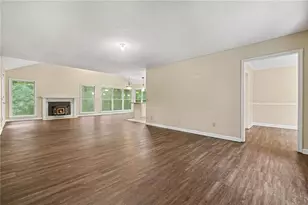 6160 Picketts Ridge, Acworth, GA 30101 - Photo 4