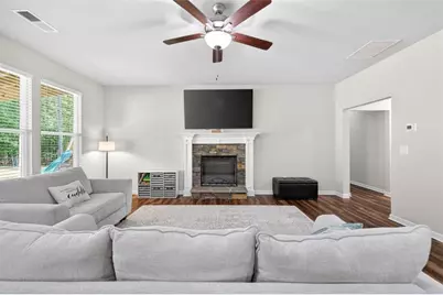 1537 Ridgewood Court, Monroe, GA 30656 - Photo 8