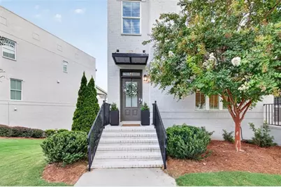 221 Nash Street, Lawrenceville, GA 30046 - Photo 2