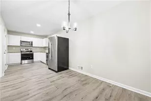 2823 Marco Dr NW, Atlanta, GA 30318 - Photo 10