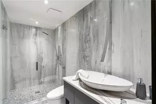 4070 Whitewater Creek Rd, Atlanta, GA 30327 - Photo 30