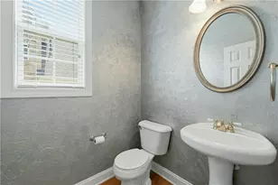 3032 Mockingbird Ln, East Point, GA 30344 - Photo 10