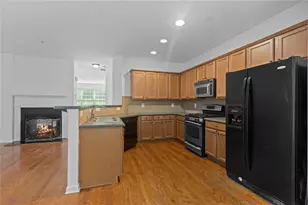 4658 Creekside Villas Way SE, Smyrna, GA 30082 - Photo 16