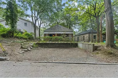 1081 McMillan Street NW, Atlanta, GA 30318 - Photo 18
