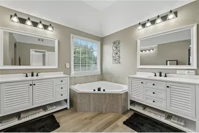 3856 Creekview Ridge Drive, Buford, GA 30518 - Photo 34
