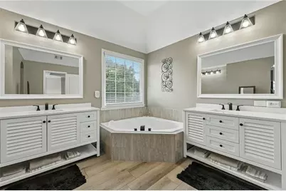 3856 Creekview Ridge Drive, Buford, GA 30518 - Photo 34