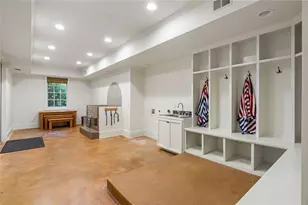 305 Forrest Lake Dr NW, Sandy Springs, GA 30327 - Photo 52