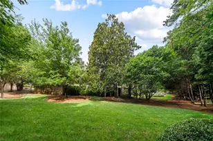 305 Forrest Lake Dr NW, Sandy Springs, GA 30327 - Photo 56
