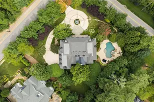 305 Forrest Lake Dr NW, Sandy Springs, GA 30327 - Photo 58