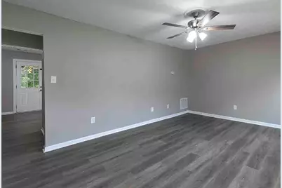 4040 Laurie Jo Drive, Marietta, GA 30008 - Photo 10
