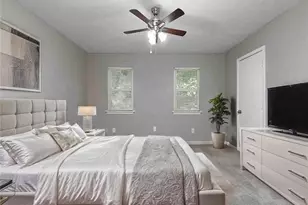 4040 Laurie Jo Dr, Marietta, GA 30008 - Photo 4