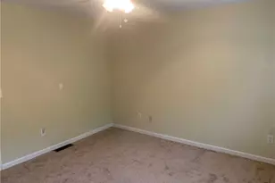 1652 Grist Mill Dr, Marietta, GA 30062 - Photo 14
