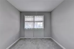 6520 Roswell Rd, Sandy Springs, GA 30328 - Photo 22