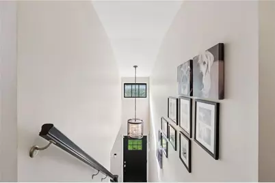 2304 Strathmore Drive NE, Atlanta, GA 30324 - Photo 28