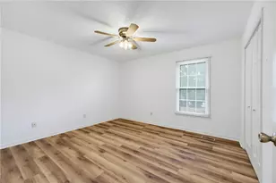 8940 Country Club Dr, Douglasville, GA 30134 - Photo 24