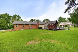 8940 Country Club Dr, Douglasville, GA 30134 - Photo 36