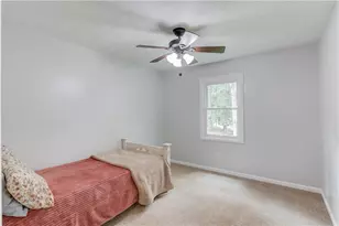 1298 Oakcrest Ct SW, Lilburn, GA 30047 - Photo 20