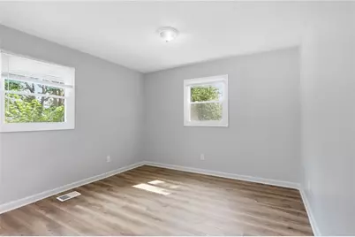 3422 Eisenhower Circle SE, Atlanta, GA 30354 - Photo 16
