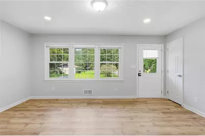 3422 Eisenhower Circle SE, Atlanta, GA 30354 - Photo 10