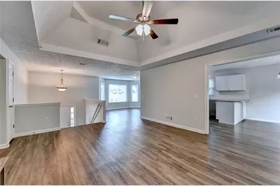 2300 Huntington Drive, Loganville, GA 30052 - Photo 8