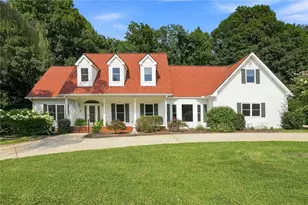 124 Golden Autumn Dr, Dahlonega, GA 30533 - Photo 2