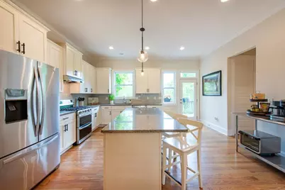 2128 Olde Georgian Ter, Atlanta, GA 30318 - Photo 10