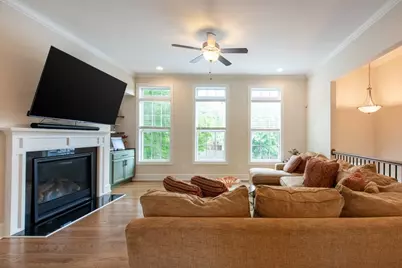 2128 Olde Georgian Ter, Atlanta, GA 30318 - Photo 4