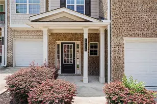 10139 Benton Woods Dr, Covington, GA 30014 - Photo 2