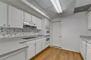 2899 Savannah Walk Ln, Suwanee, GA 30024 - Photo 24